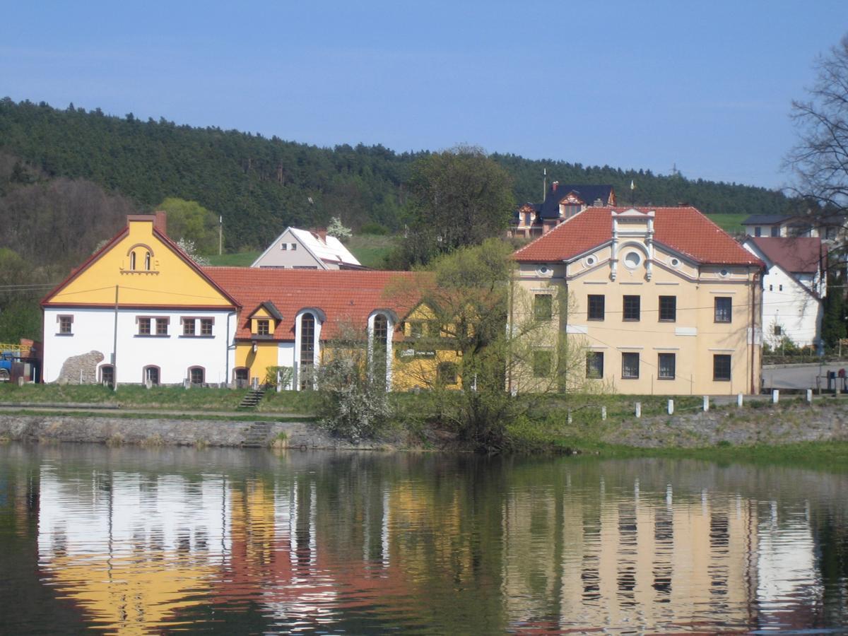 Penzion Patak Kamyk nad Vltavou Bagian luar foto